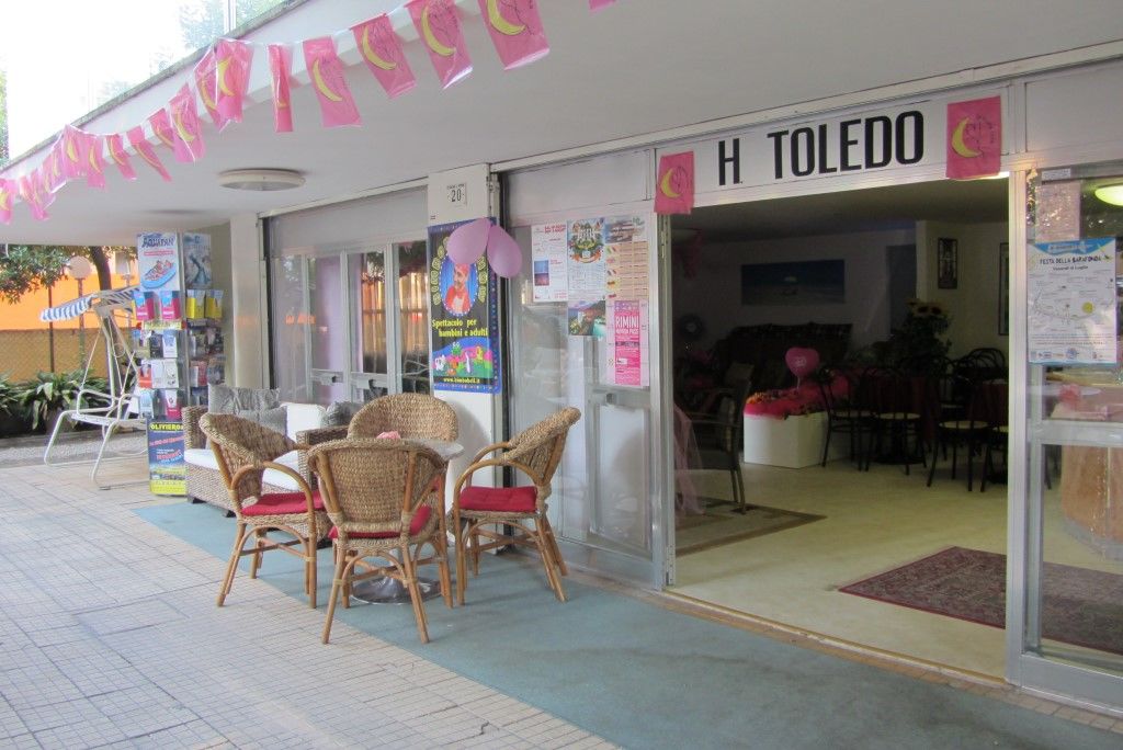 Hotel Toledo Римини Экстерьер фото